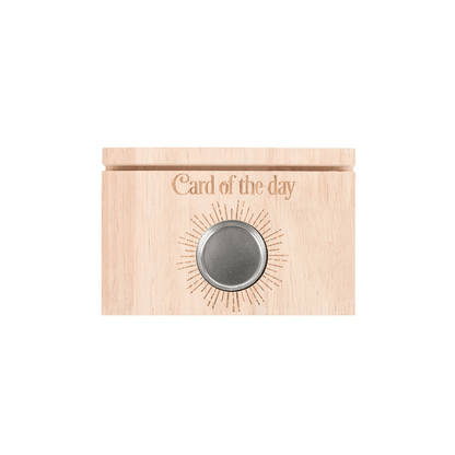 Natural Card of the Day Card Stand Tealight Holder